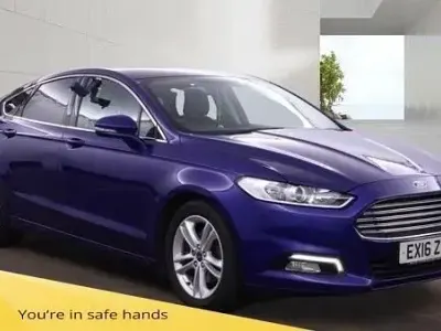 Used Ford Mondeo Zetec 160 HP (117 kW) 2016 Blue Hatchback