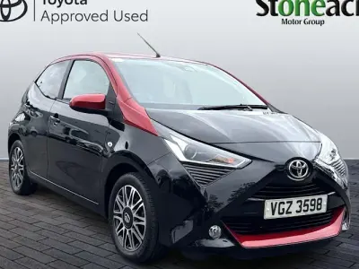 Used Toyota Aygo X-clusiv 72 HP (52 kW) 2021 Black Hatchback