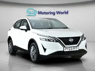 Used Nissan Qashqai Acenta Premium 140 HP (102 kW) 2023 White SUV