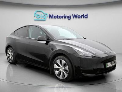 Begagnad Tesla Model Y Long Range AWD 378 kW (514 HK) 2020 Svart SUV