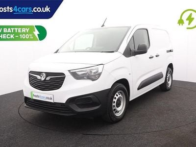 Used Vauxhall Combo 100 kW (136 HP) 2024 White MPV