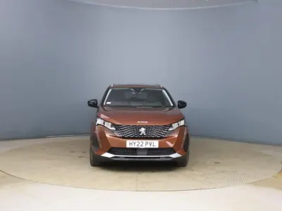Second-hand Peugeot 5008 Allure Premium 129 CP (94 kW) 2022 Galben SUV