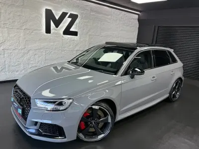 Usado Audi RS3 Design 400 HP (294 kW) 2019 Cinzento Sedan