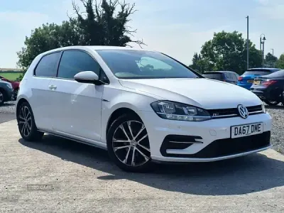 Used VW Golf VII R-line 150 HP (110 kW) 2018 White Hatchback