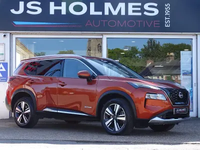 Used Nissan X-Trail Tekna 213 HP (156 kW) 2024 Orange SUV