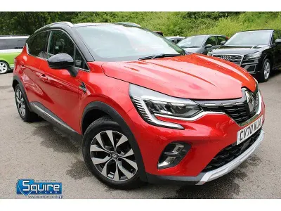 Used Renault Captur Version S 100 HP (73 kW) 2020 Red/black SUV
