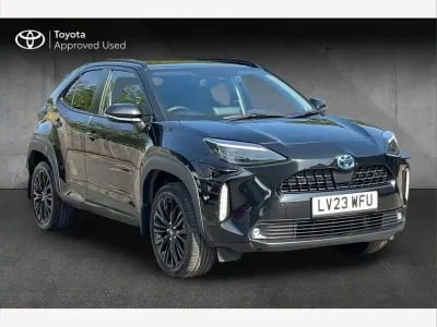 Used Toyota Yaris Cross 116 HP (85 kW) 2023 Black SUV