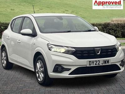 Begagnad Dacia Sandero Comfort 91 HK (66 kW) 2022 Vit Halvkombi