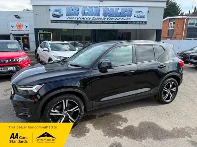 Used Volvo XC40 R-Design 208 HP (152 kW) 2021 Black SUV