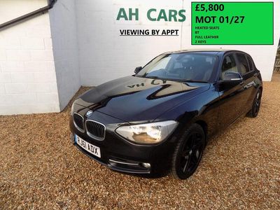 Used BMW 120 Sport Line 2011 Black Hatchback