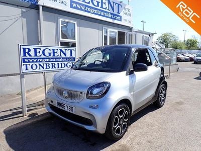 Usado Smart ForTwo Coupé Premium 71 HP (52 kW) 2016 Prateado Coupé