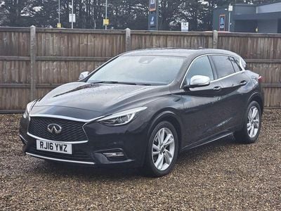 Black Used 2016 Infiniti Q30 Business Executive Hatchback | £7,900 (Fair price)