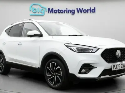 Usado MG ZS Exclusive 111 HP (81 kW) 2023 Branco SUV