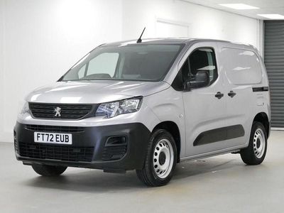 Used Peugeot Partner Premium 100 HP (73 kW) 2023 Grey MPV