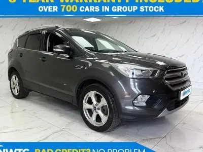 Käytetty Ford Kuga Titanium 182 HP (133 kW) 2017 Harmaa Katumaasturi