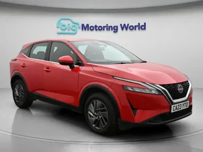 Used Nissan Qashqai Acenta Premium 140 HP (102 kW) 2023 Red SUV