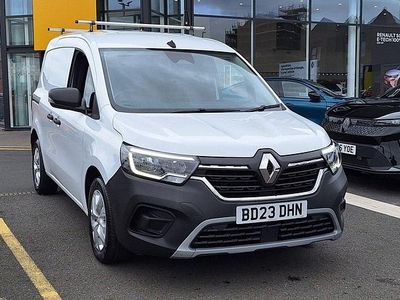 White Used 2023 Renault Kangoo | £10,999 (Good price)