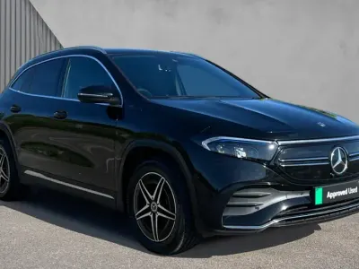 Begagnad Mercedes EQA250 AMG line 139 kW (190 HK) 2022 Svart SUV