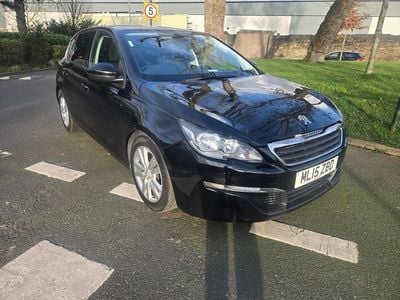 Used Peugeot 308 Active 100 HP (73 kW) 2015 Black Hatchback