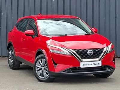 Used Nissan Qashqai Visia 140 HP (102 kW) 2022 Red SUV