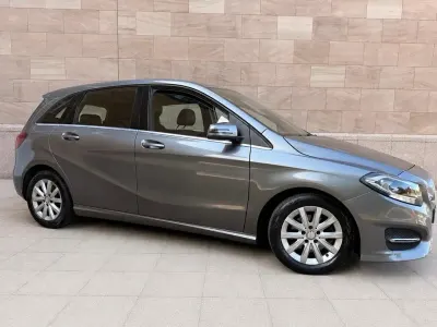 Used Mercedes B200 SE 2015 Grey Hatchback