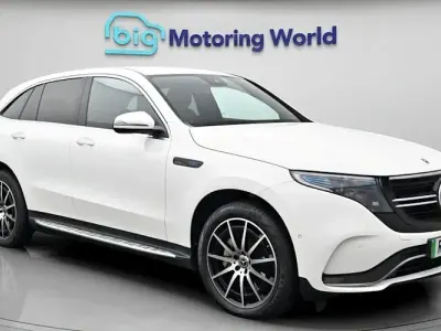 Usado Mercedes EQC400 AMG line 300 kW (408 HP) 2021 Branco SUV
