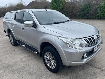 Used Mitsubishi L200 Warrior 178 HP (130 kW) 2016 Silver Pickup