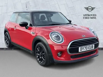 Used Mini Cooper Classic 136 HP (100 kW) 2020 Red Hatchback