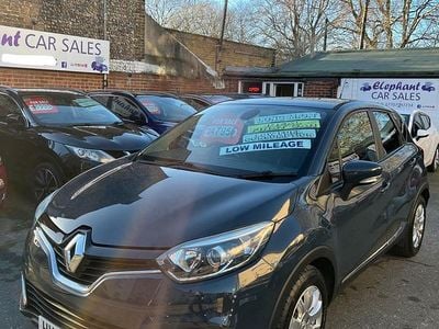 Blue Used 2013 Renault Captur Expression+ SUV | £4,795 (Fair price)