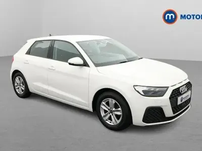 Used Audi A1 Sportback 95 HP (69 kW) 2022 White Hatchback