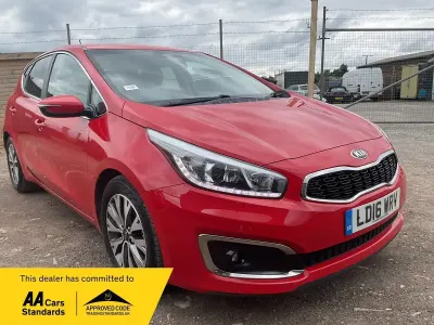 Używany Kia Ceed 2016 Czerwony Hatchback