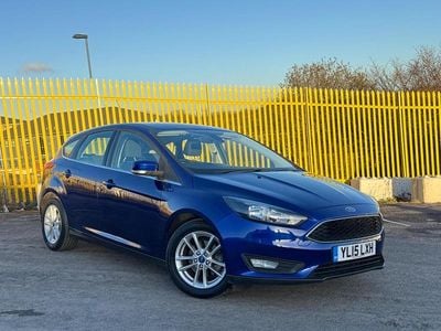 Blue Used 2015 Ford Focus Zetec Hatchback | £5,290 (Good price)