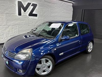 Used Renault Clio II 172 HP (126 kW) 2003 Blue Hatchback