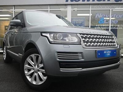 Begagnad Land Rover Range Rover Vogue SE 306 HK (225 kW) 2014 Grå SUV