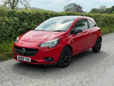 Begagnad Vauxhall Corsa 75 HK (55 kW) 2018 Röd Halvkombi