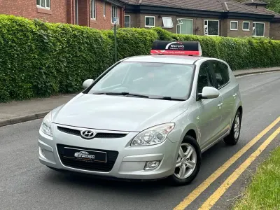 Used Hyundai i30 Comfort 115 HP (84 kW) 2009 Silver Hatchback