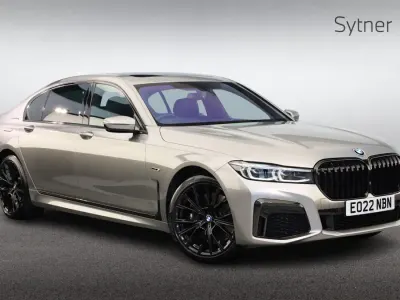 Begagnad BMW 745e M Sport 389 HK (286 kW) 2022 Grå Sedan