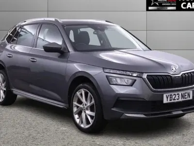 Usado Skoda Kamiq SE L Executive 110 HP (80 kW) 2023 Cinzento SUV