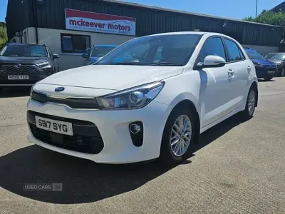 Used Kia Rio 2017 White Hatchback