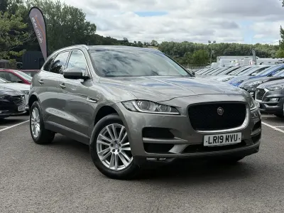 Used Jaguar F-Pace Portfolio 180 HP (132 kW) 2019 Silver SUV