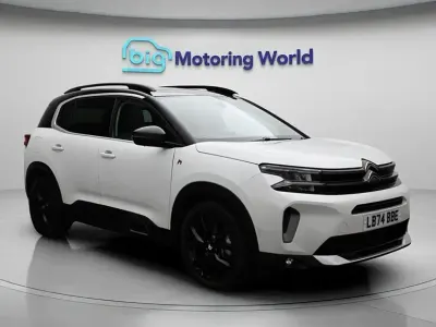 Używany Citroën C5 Aircross 225 KM (165 kW) 2024 Biały SUV