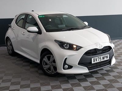 Used Toyota Yaris Hybrid 116 HP (85 kW) 2025 White Hatchback