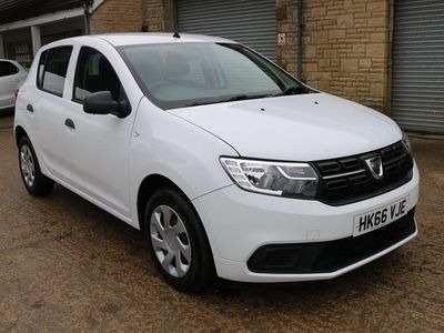 Used Dacia Sandero Ambiance 2017 White Hatchback