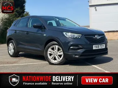 Used Vauxhall Grandland X S 120 HP (88 kW) 2018 Green SUV