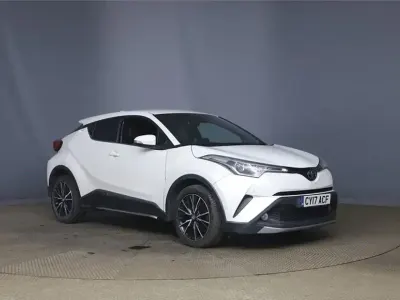 Używany Toyota C-HR 115 KM (84 kW) 2017 Biały SUV