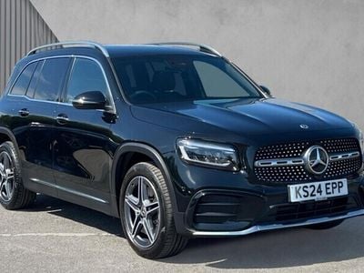 Mercedes GLB220
