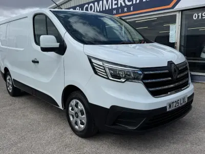 Used Renault Trafic 2025 White MPV