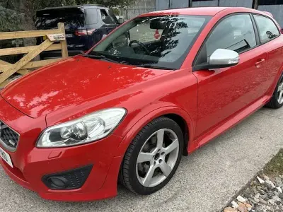 Used Volvo C30 R-Design 150 HP (110 kW) 2011 Red Hatchback