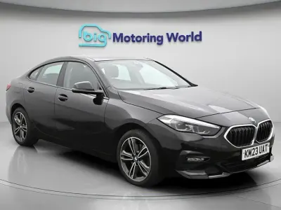 Begagnad BMW 218 Sport Line 136 HK (100 kW) 2023 Svart Sedan