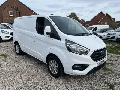 Begagnad Ford Transit Custom Limited 130 HK (95 kW) 2021 Vit Van